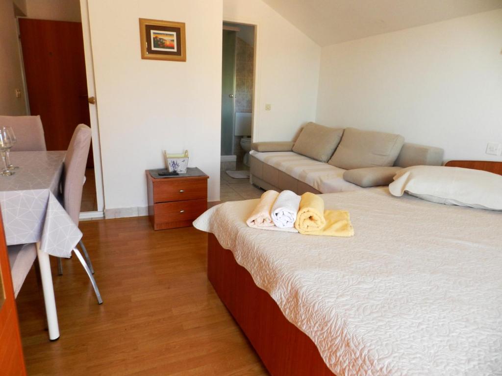 Apartments Lea - Estudio Con Balcón