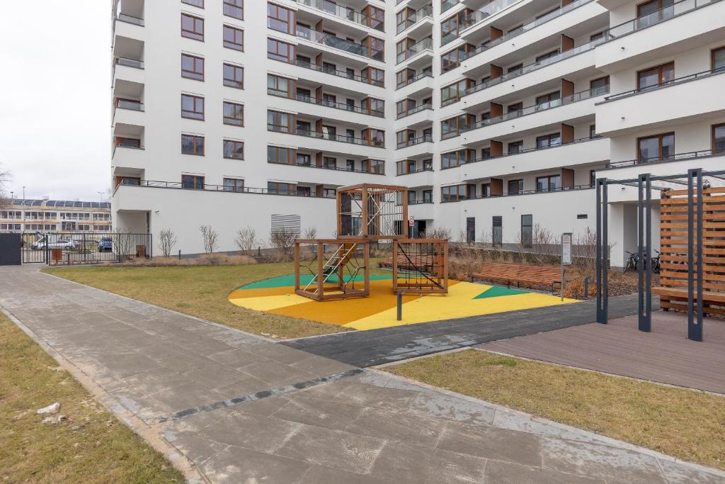 Herní místnost nebo prostor pro děti v ubytování Brand New Business Apartament