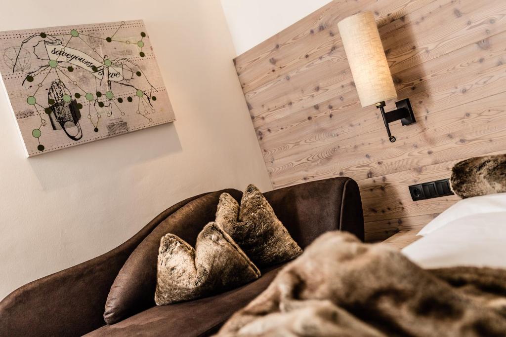 Postel nebo postele na pokoji v ubytování ArtHotel Anterleghes - Gardenahotels