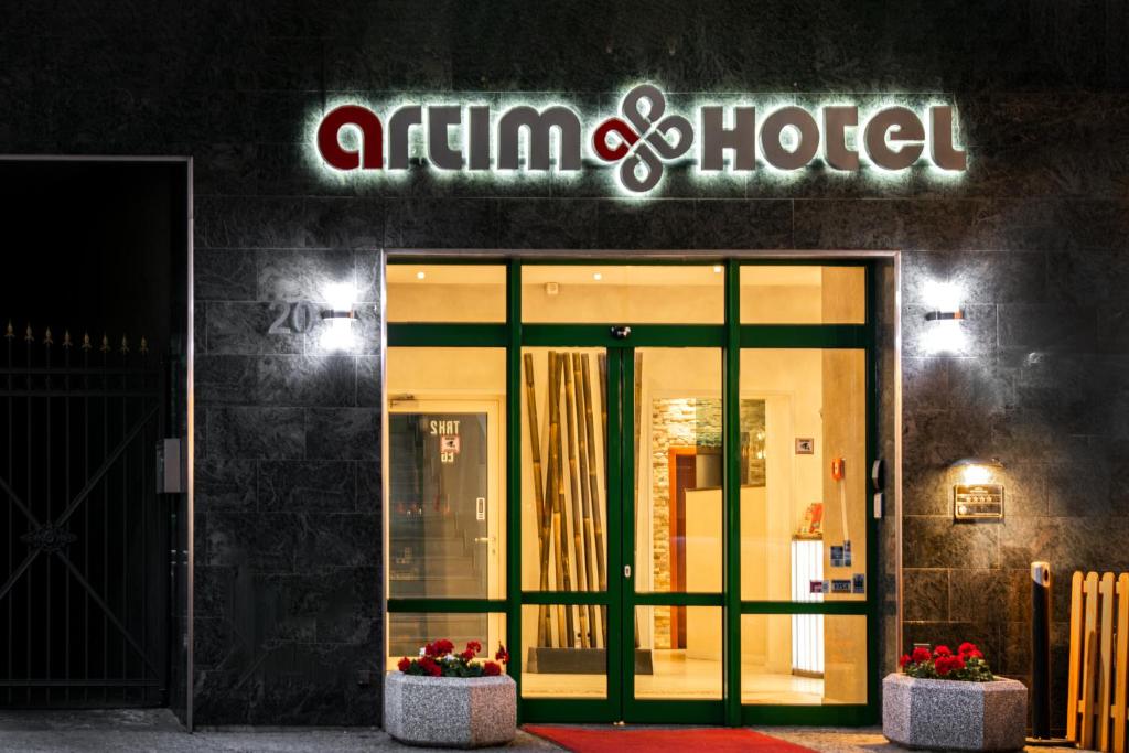 Certifikát, hodnocení, plakát nebo jiný dokument vystavený v ubytování Artim Hotel