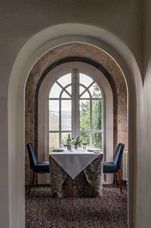 Bailbrook House Hotel, Bath - Resim 6