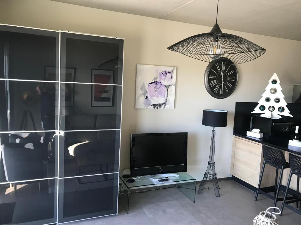 TheGuthPlace – photo 10