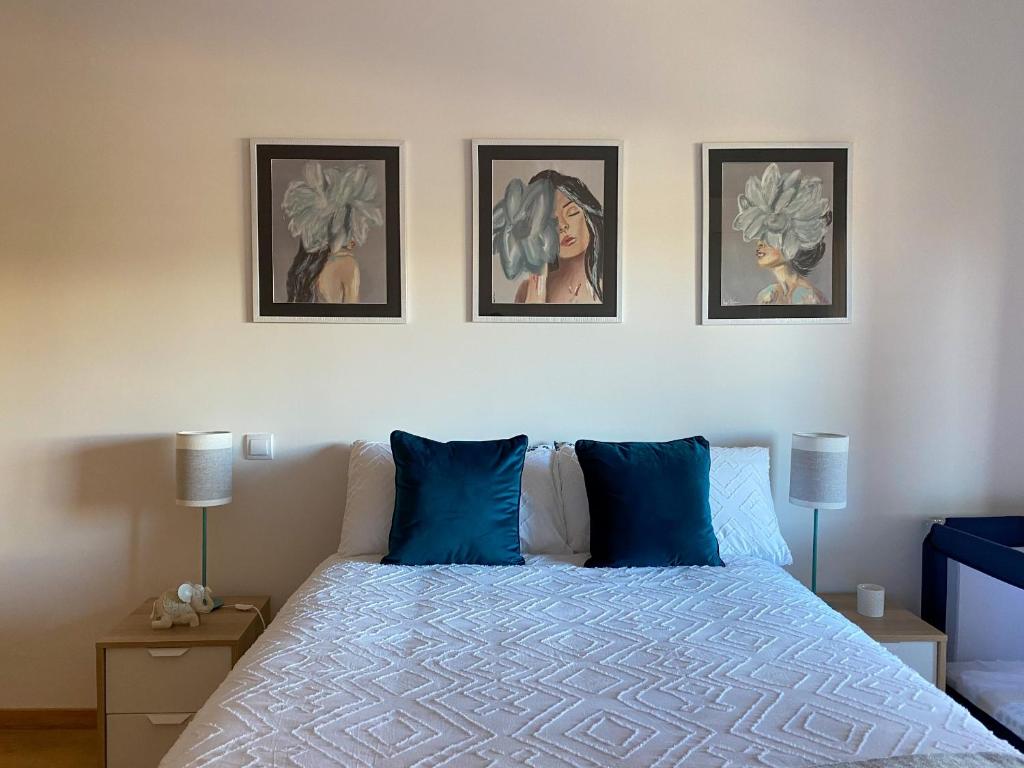 Cama o camas de una habitación en Apartamento da Muralha