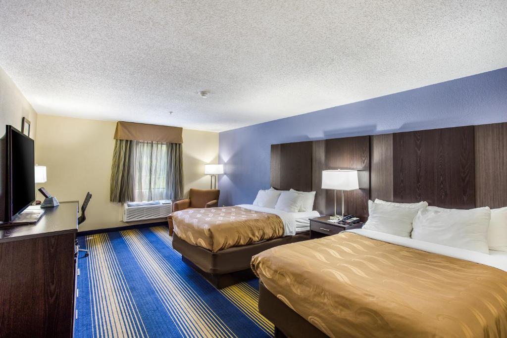 Quality Inn Charleston South photo