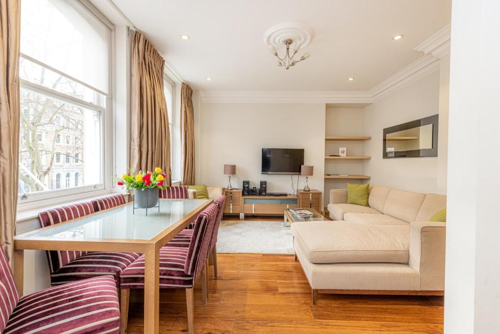 Claverley Court Apartments Knightsbridge - Deluxe Iki Yatak Odalı Daire