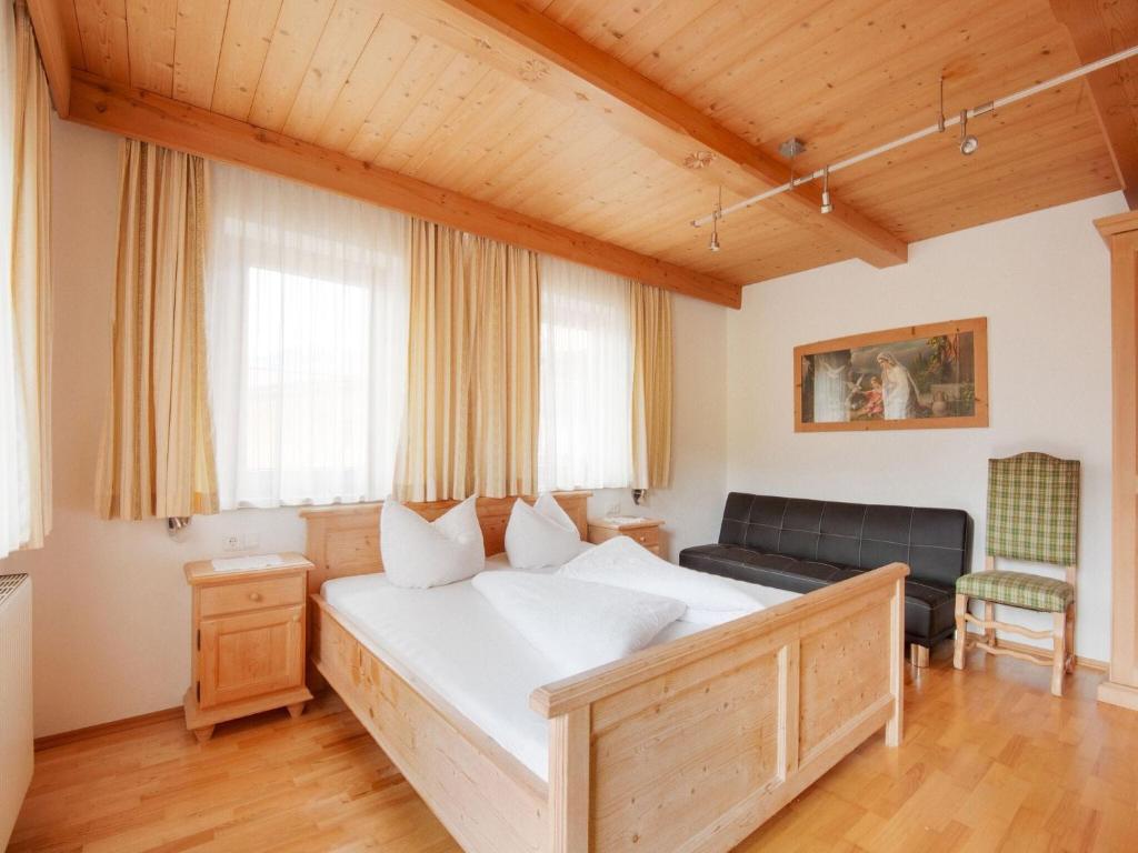 Posteľ alebo postele v izbe v ubytovaní Apartment in Hainzenberg near Ski Bus Stop