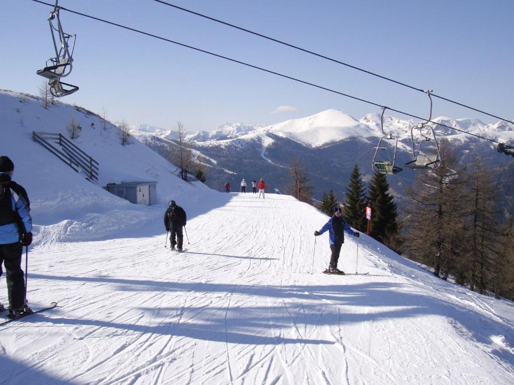 Apartment in Afritz near Ski Resorts v zimě