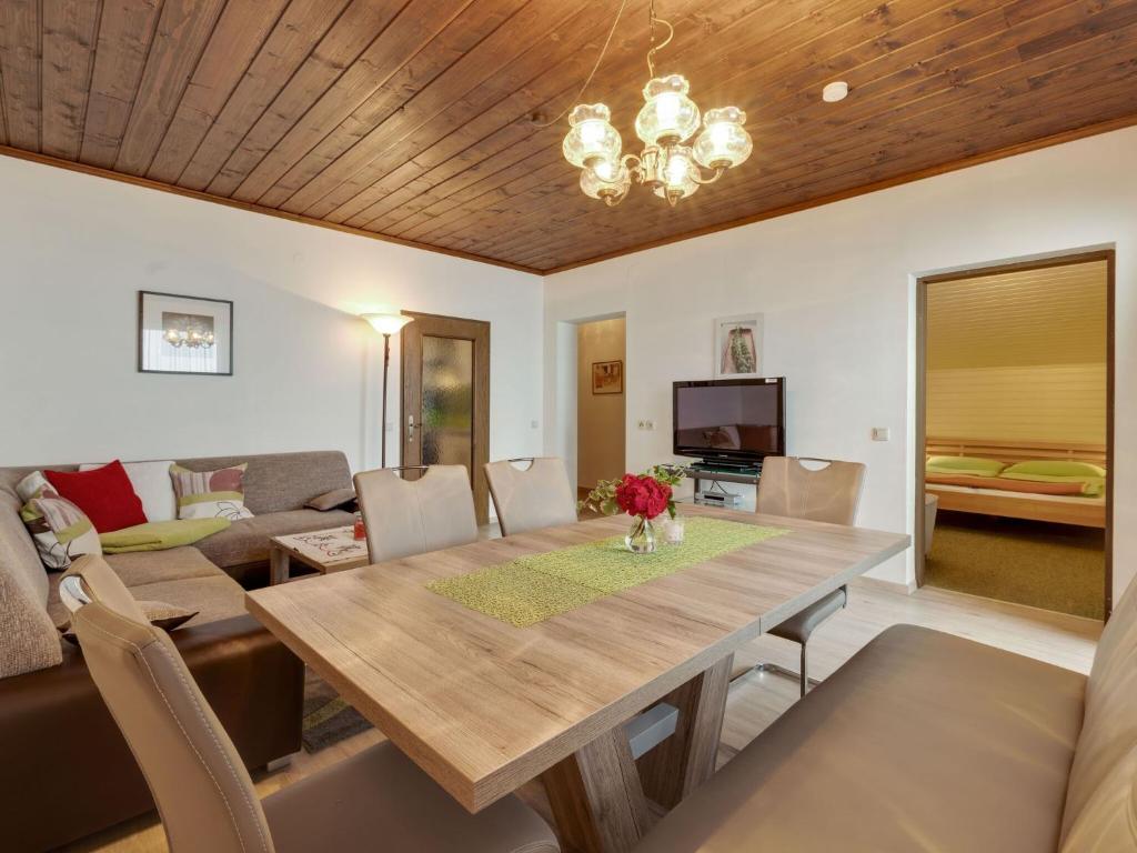 TV a/nebo společenská místnost v ubytování Apartment in Afritz near Ski Resorts