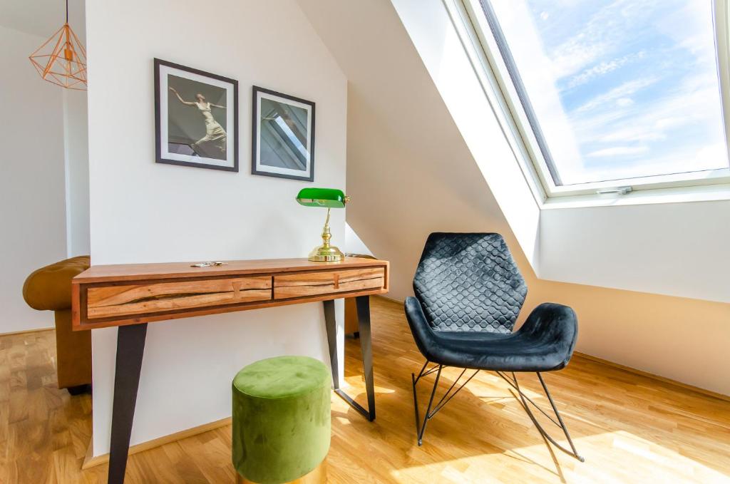 Grand Quarters City Residence - Resim 2