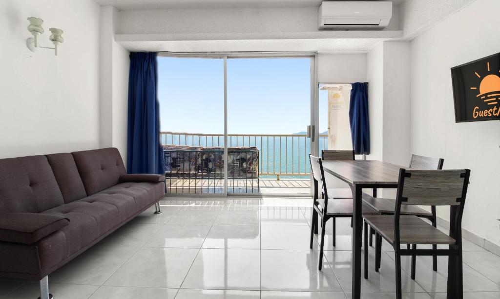 Posezení v ubytování Suites Torres Gemelas VIP