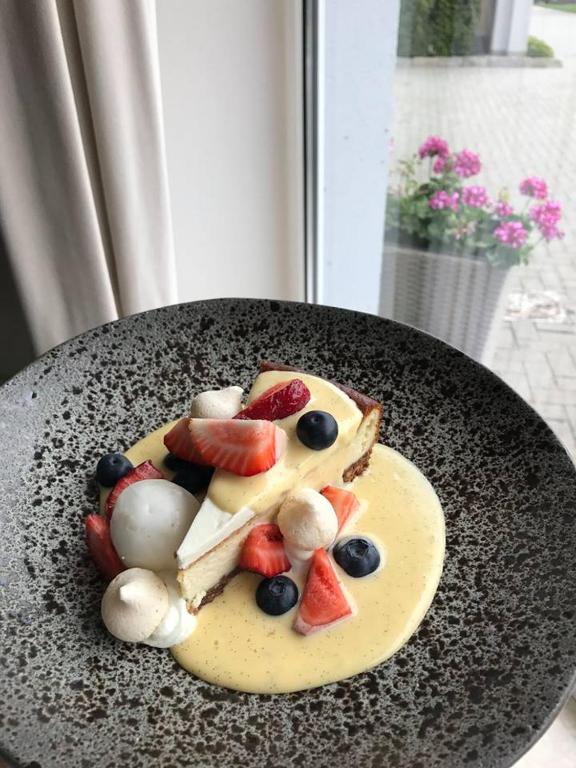 Bialy Dom Henlex Hotel Restauracja - Resim 18