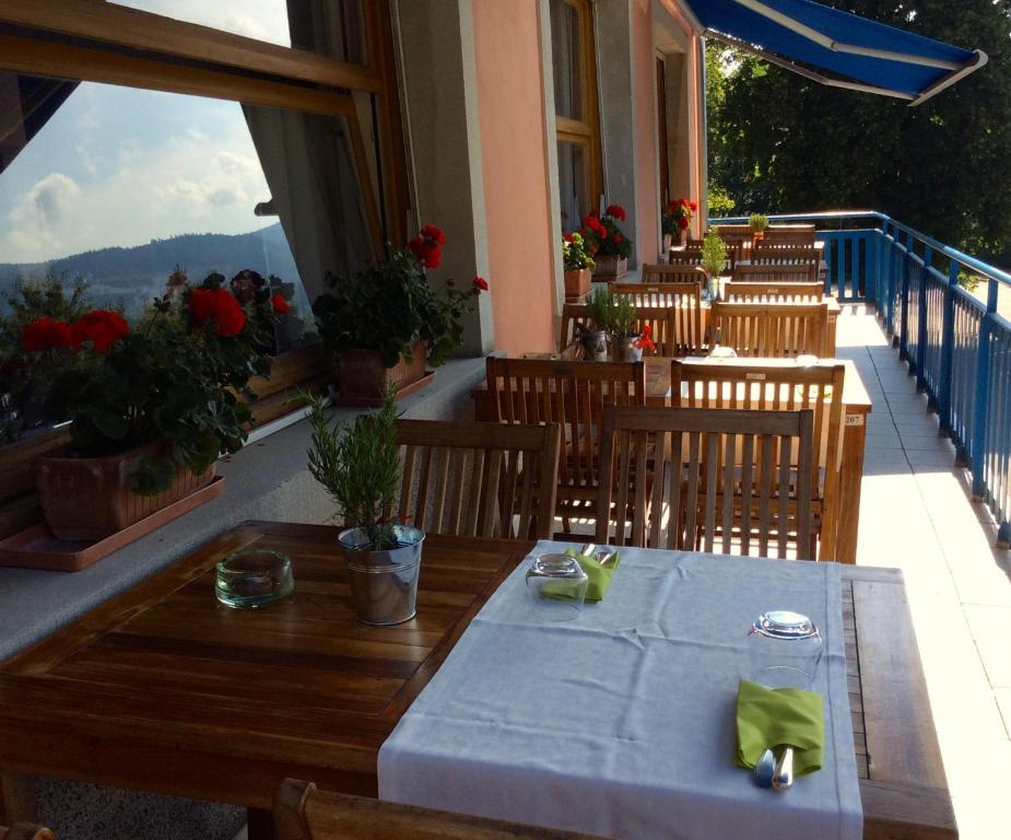 Balkón nebo terasa v ubytování Hotel Restaurant Perle Des Vosges