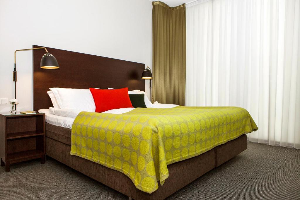 Postel nebo postele na pokoji v ubytování Elite Hotel Ideon, Lund