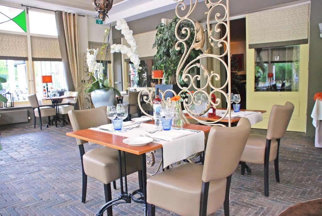 Posezení v ubytování Fletcher Hotel Apeldoorn