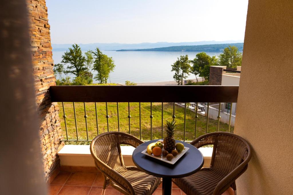 Blue Waves Resort - 14