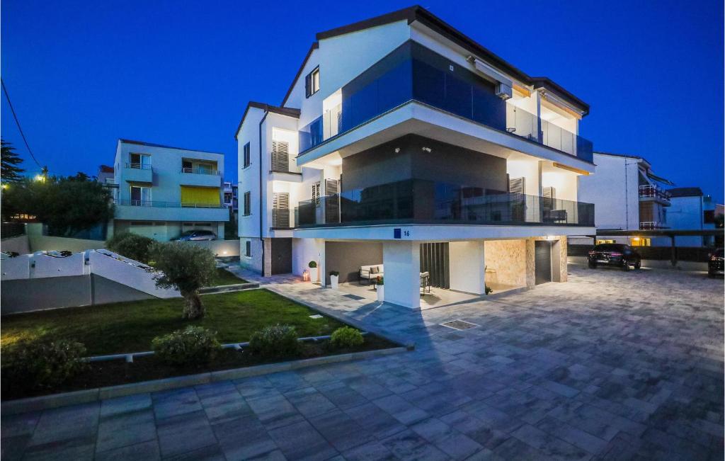 Budova, v ktorej sa apartmán nachádza