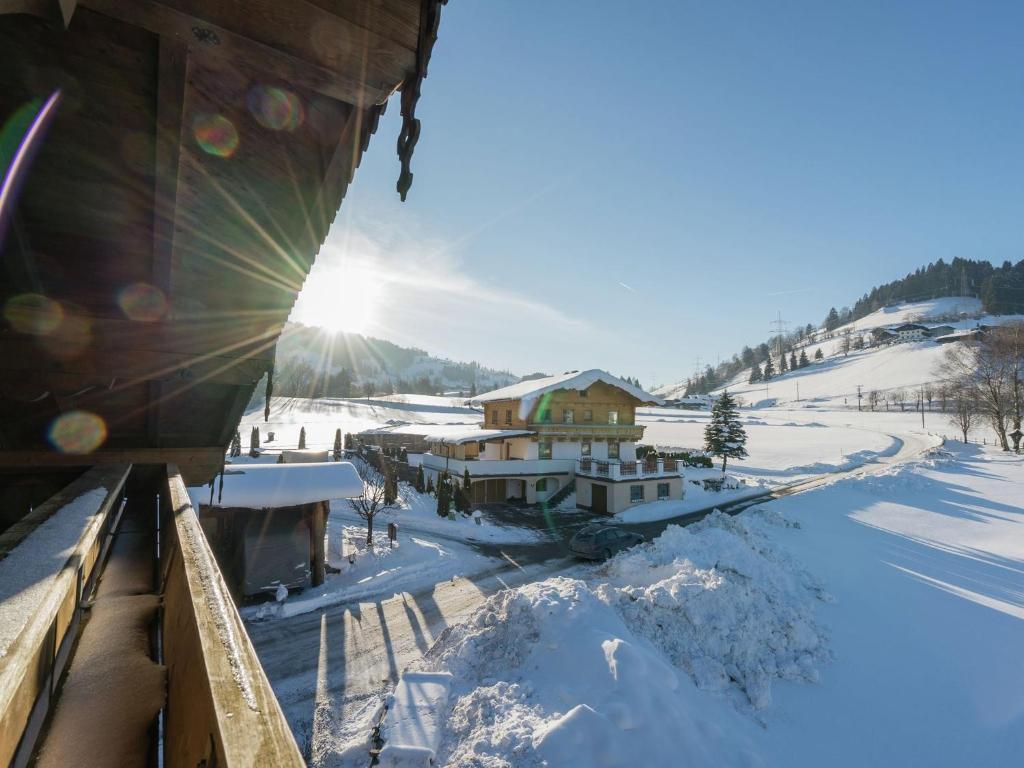 Apartment in Embach, Austria near ski area v zimě