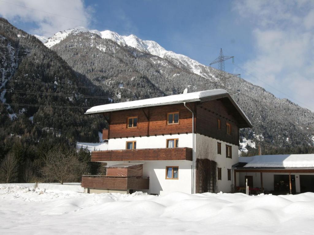 Fotografia z galérie ubytovania Flat near Hohe Tauern National Park v destinácii Matrei in Osttirol