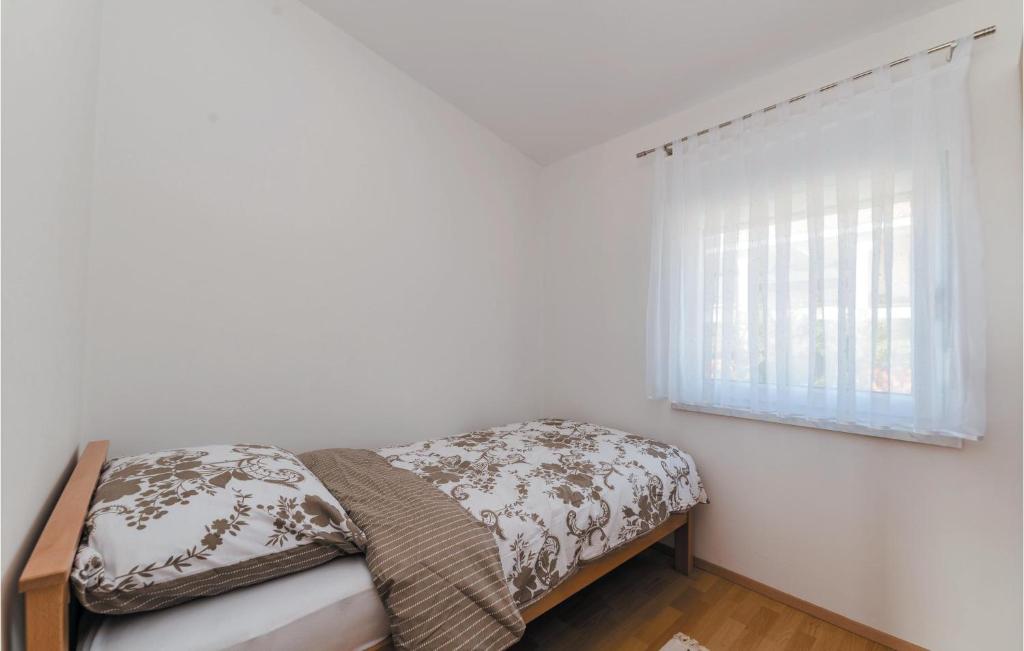 Fotografia z galérie ubytovania Apartment Vir With Sea View Ii vo Viry