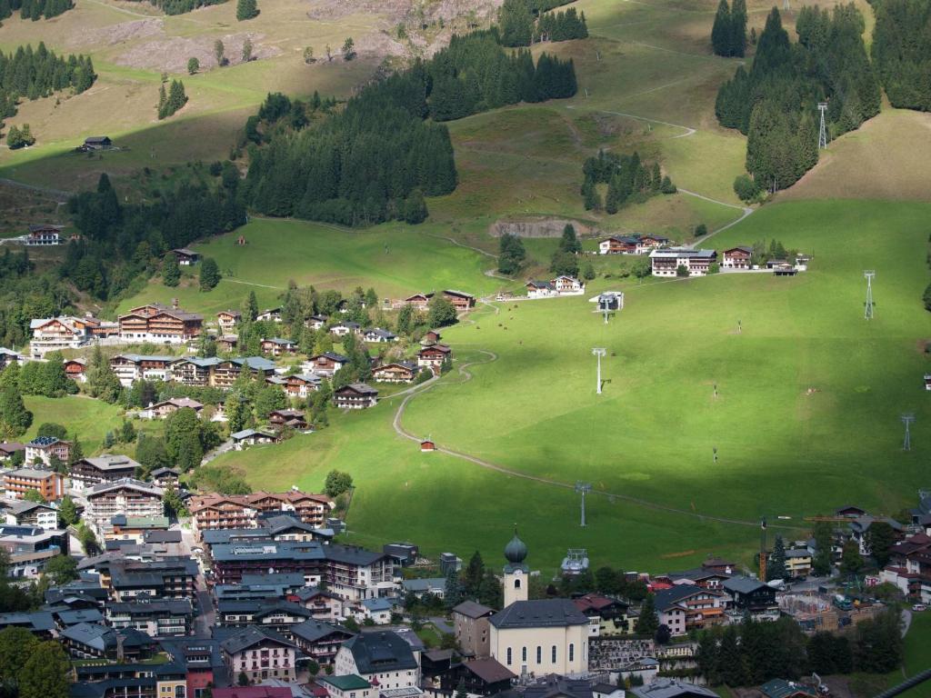 Kép Fantastic chalet in Saalbach-Hinterglemm Salzburgerland for 22 people szállásáról Saalbach Hinterglemmben a galériában