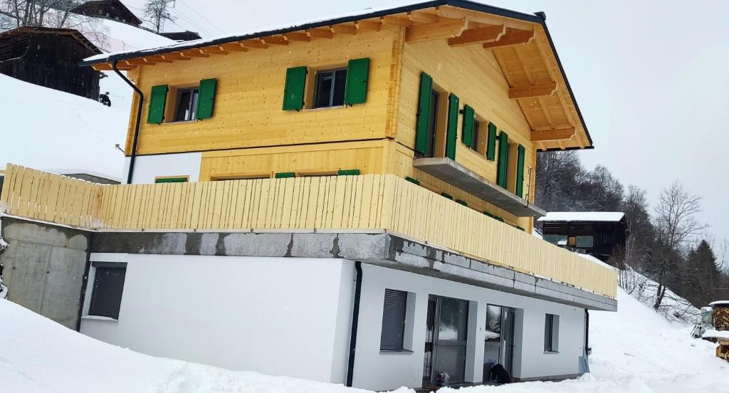 겨울의 Haus Saltär
