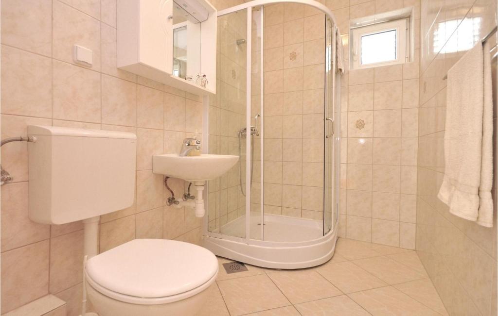 Kúpeľňa v ubytovaní Apartment Mimice With Sea View 382