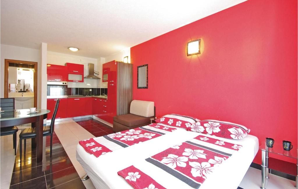 Kuchyňa alebo kuchynka v ubytovaní Studio Apartment In Makarska