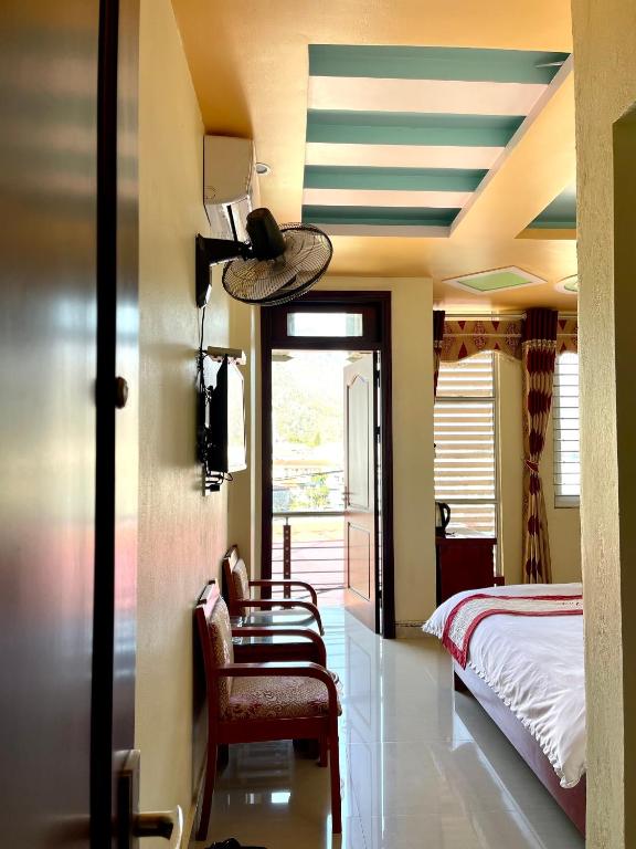 Huy Hoàng Hotel - Salle Jumelle Avec Balcon