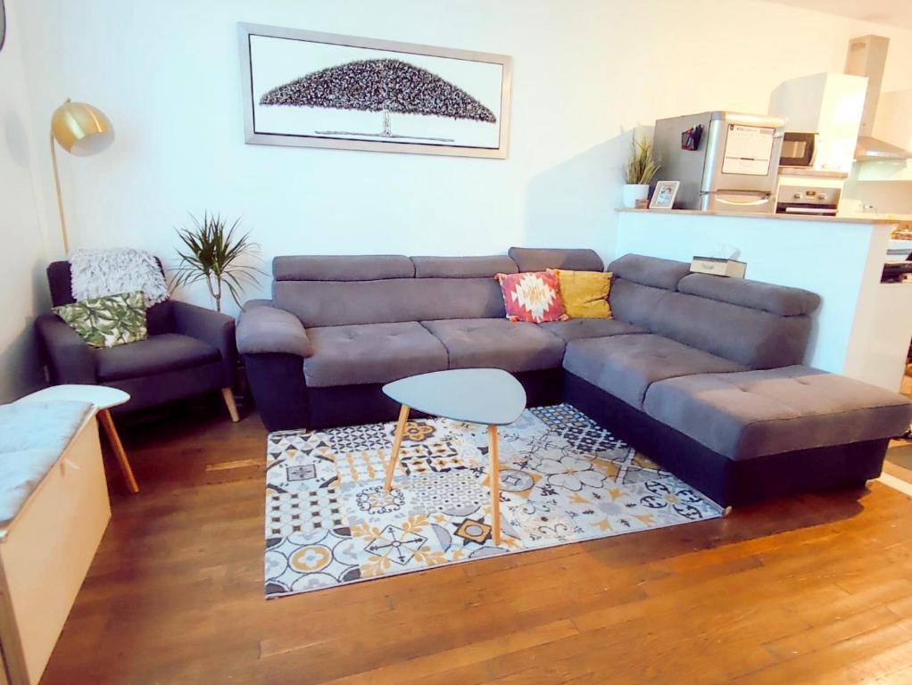 Posezení v ubytování Luxury, Peaceful 3 bedroom family home