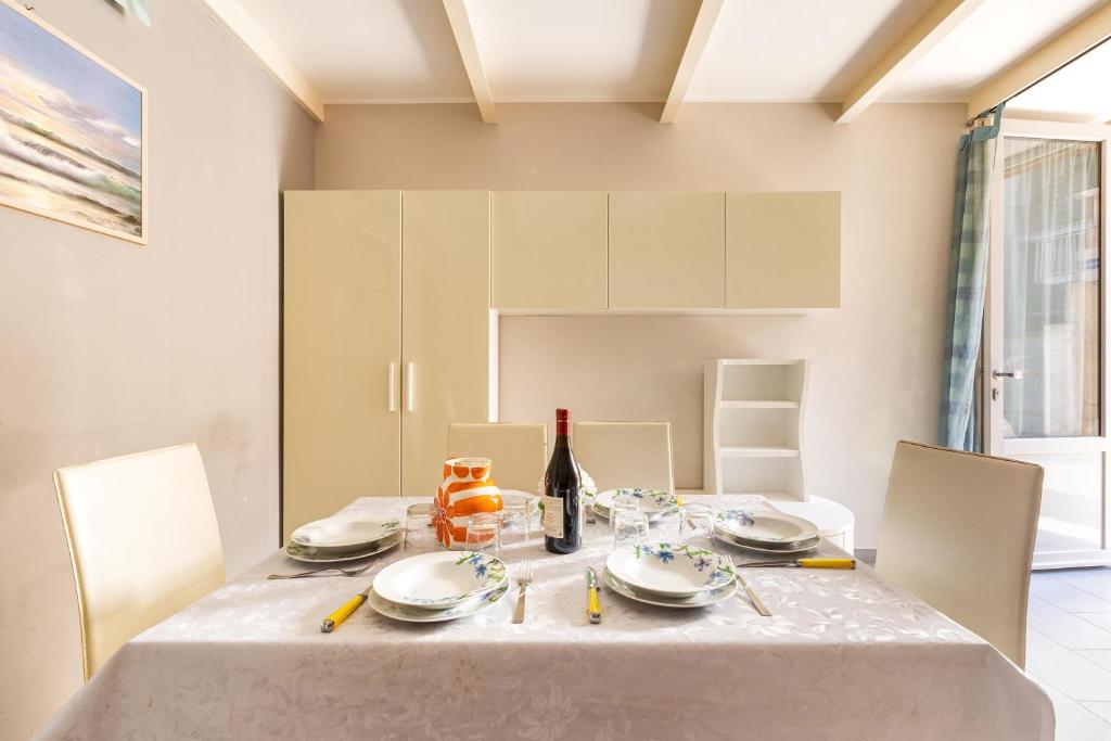 Casa Conchiglia by BarbarHouse - Housity