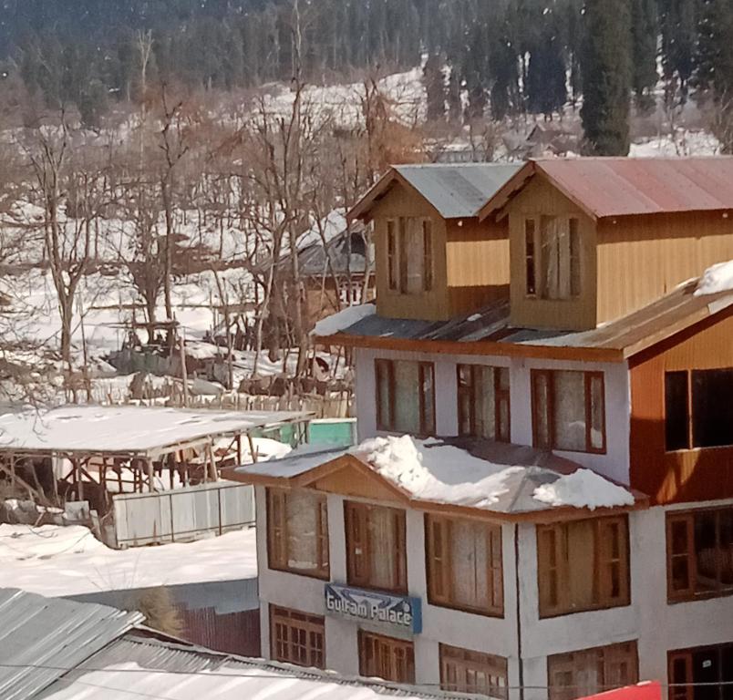 Hotel gulfam palace - Housity