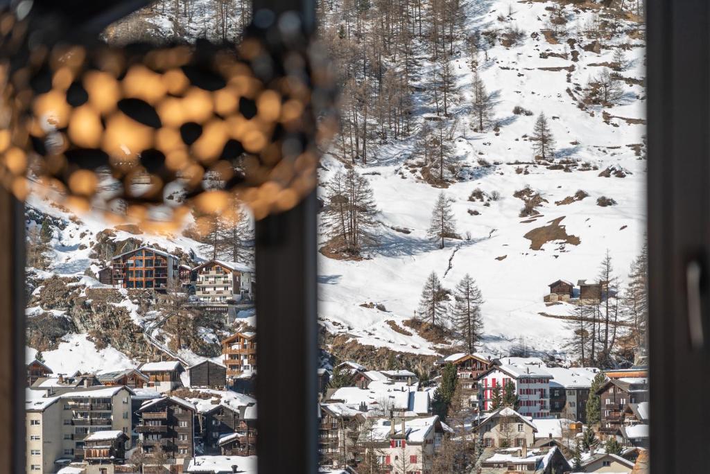 Haus La Rocca by Zermatt Premium Apartments v zimě