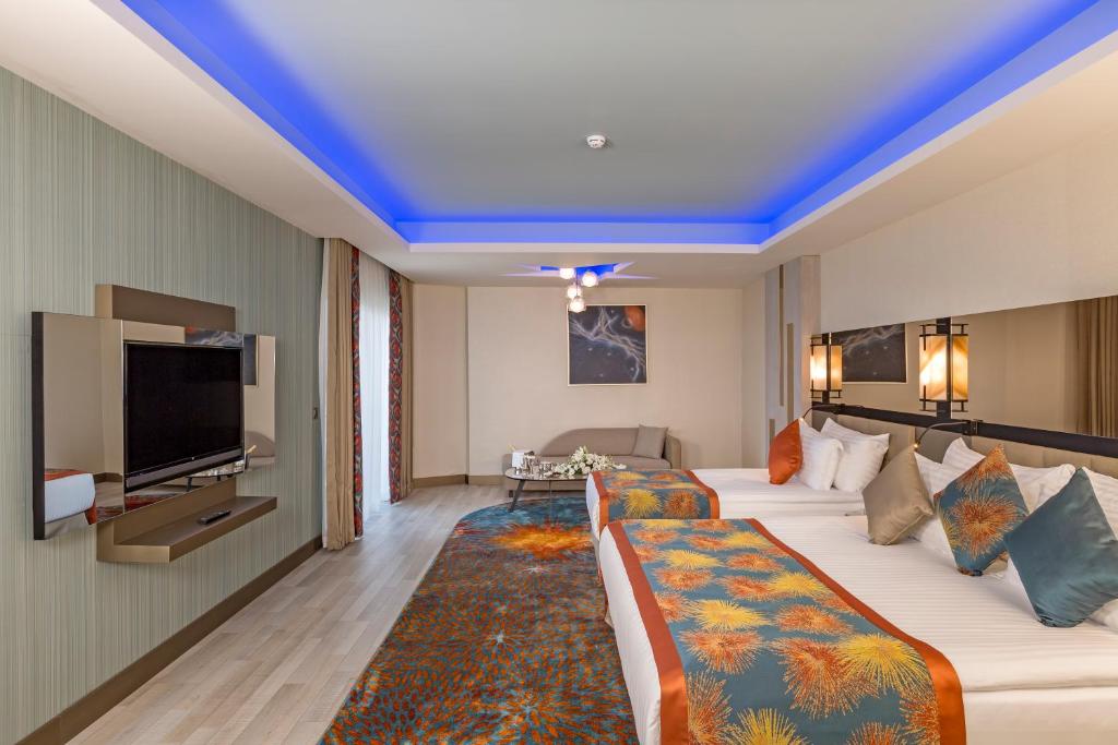 Royal Seginus - 