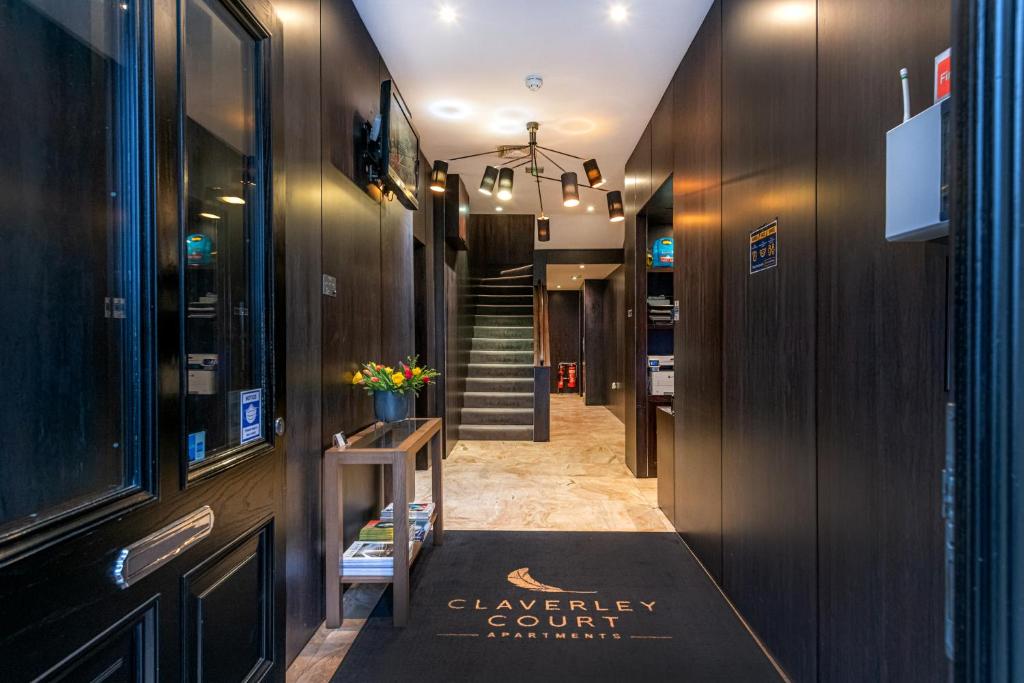 Claverley Court Apartment Knightsbridge