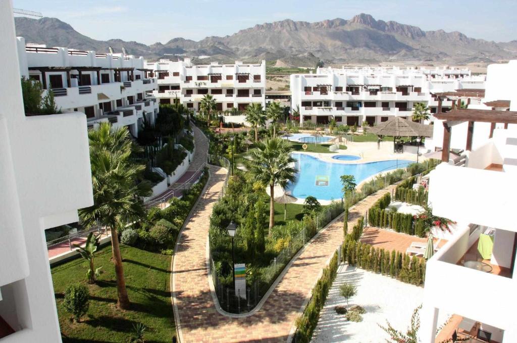 Oona apartamento con balcón azotea y piscina comunitaria, San ...