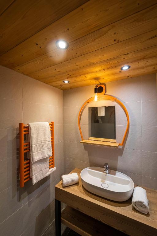 Hotel Base Camp Lodge - Les 2 Alpes photo