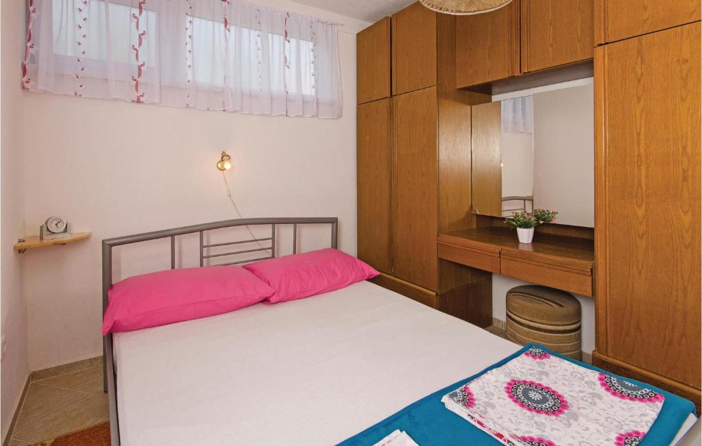 Posteľ alebo postele v izbe v ubytovaní Apartment Poljica Ii