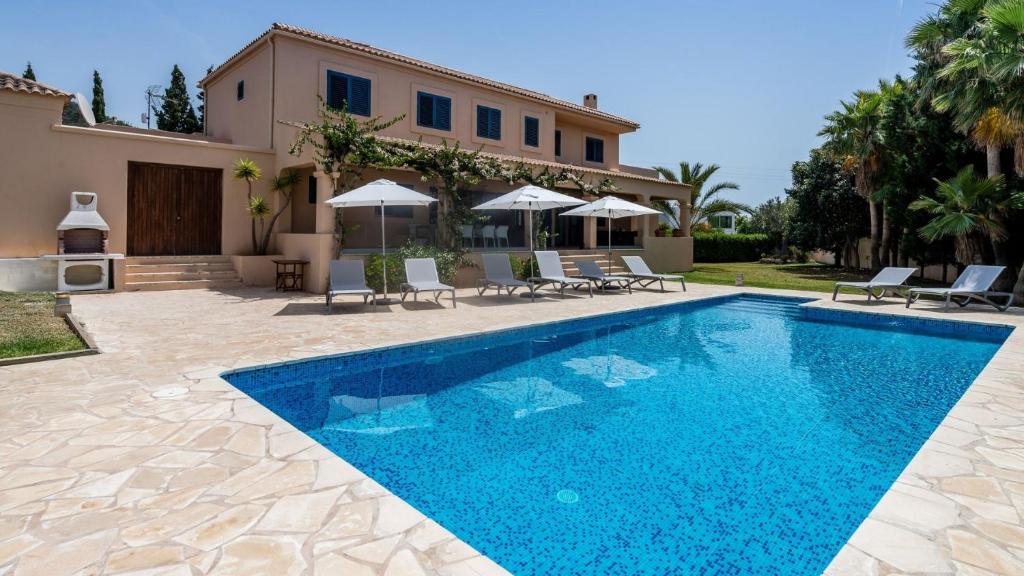 Villa Etruria close to Playa den Bossa, Sant Josep de sa ...