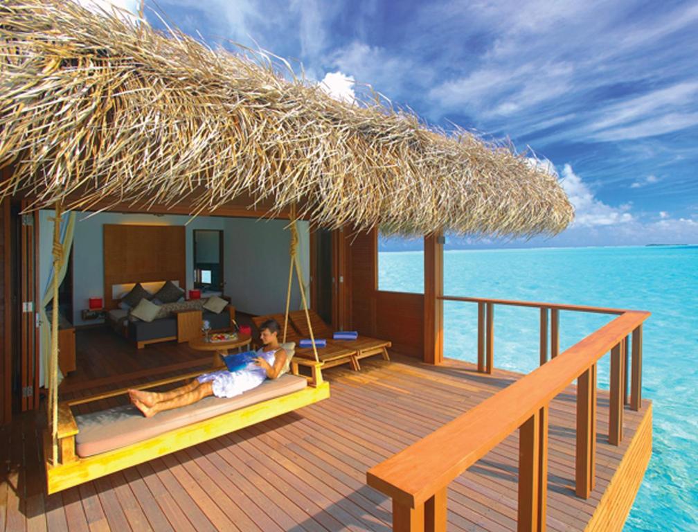 Medhufushi Island Resort - View 43