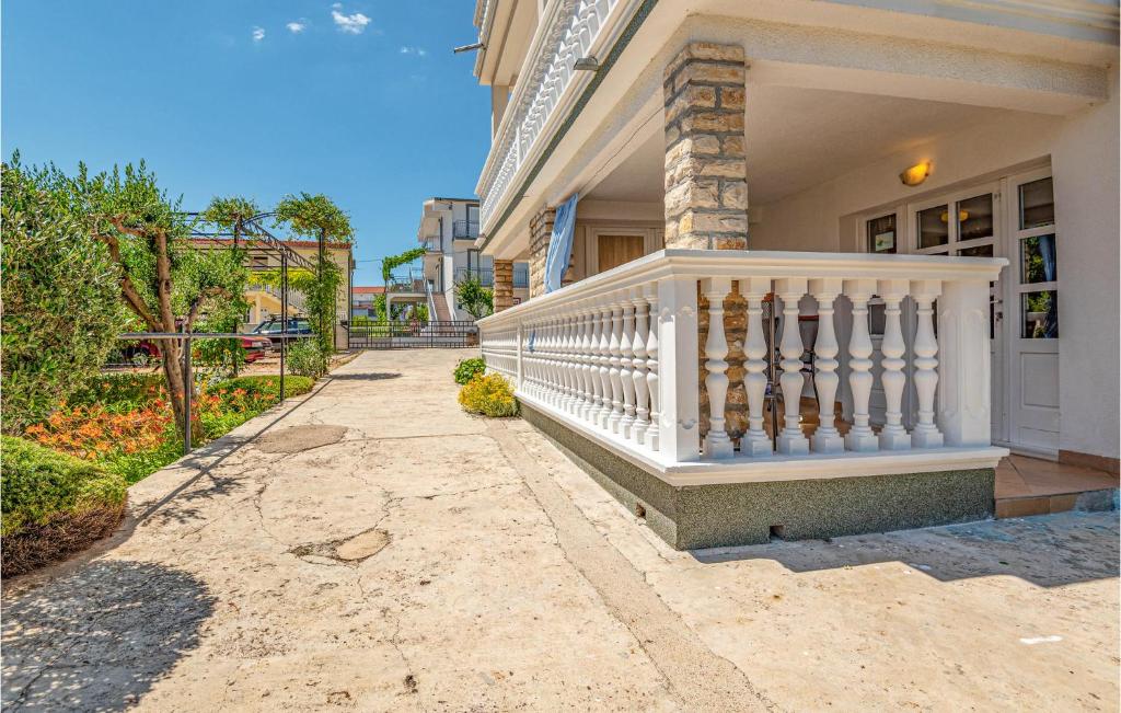 Budova, v ktorej sa apartmán nachádza