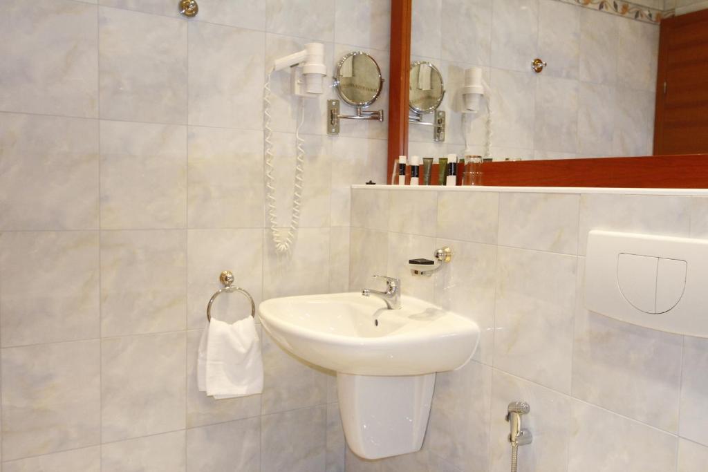 Hotel Corvinus Vienna - Resim 34