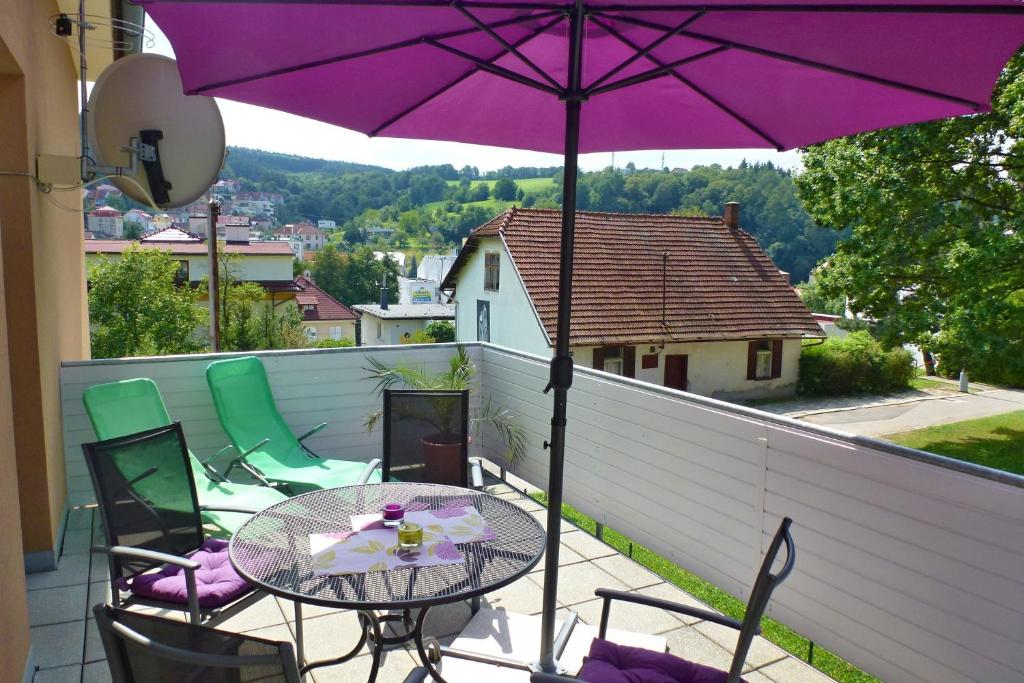 Nespecifikovaný výhled na hory nebo výhled na hory při pohledu z apartmánu