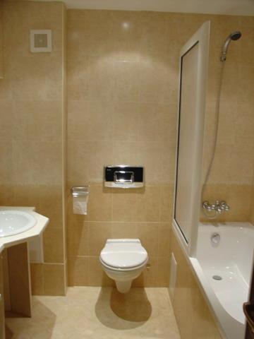 Koupelna v ubytování Troyan Plaza Hotel