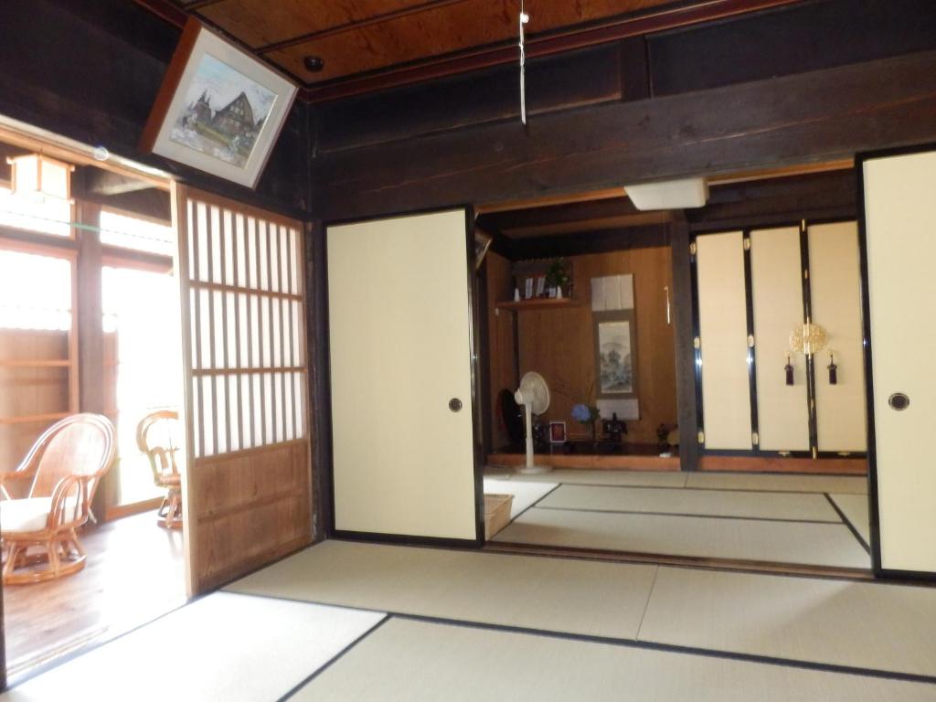 Foto sihtkohas Nanto asuva majutusasutuse Minshuku Yomoshirou galeriist