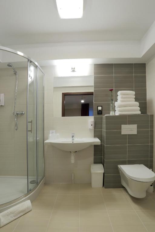 Koupelna v ubytování Hotel Silver
