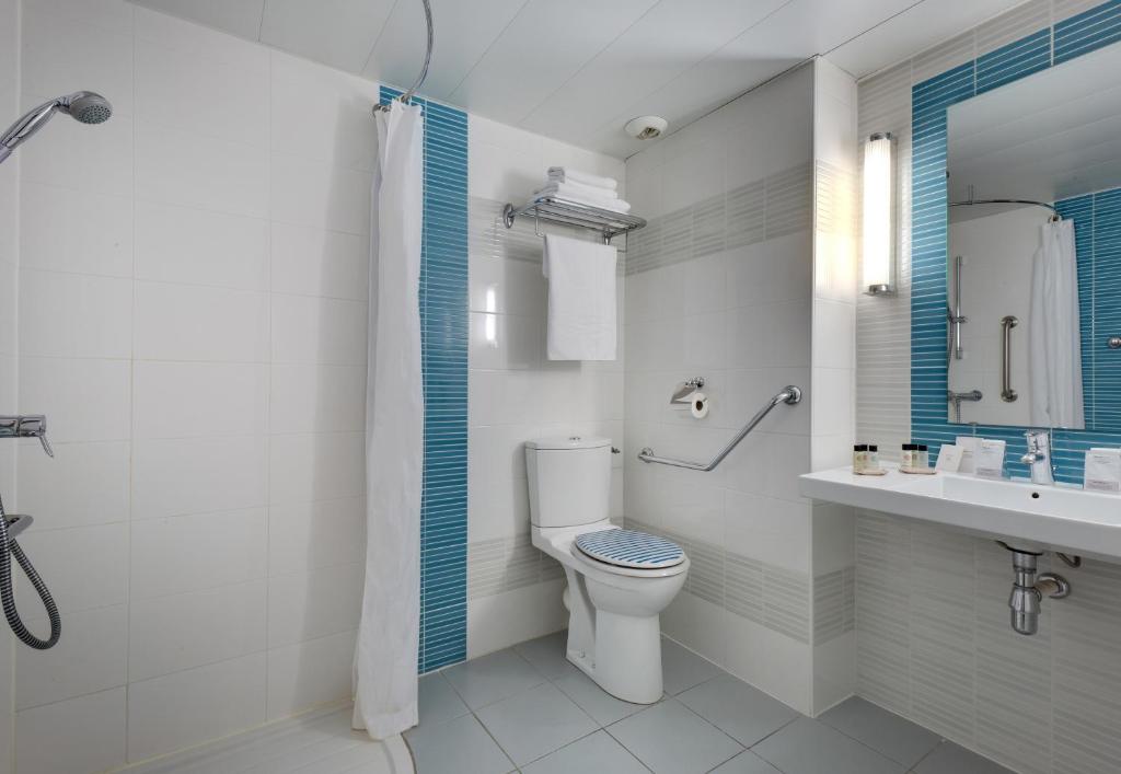 Koupelna v ubytování Hôtel Padoue
