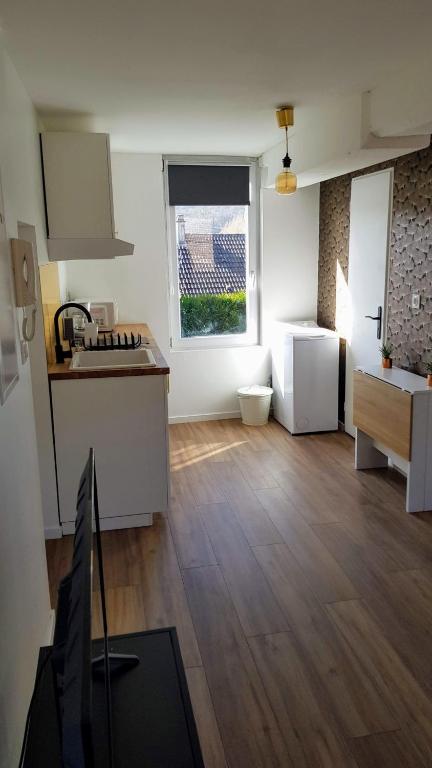 FleuryLège - calme studio proche de Rouen - Apartamento De Una Habitación