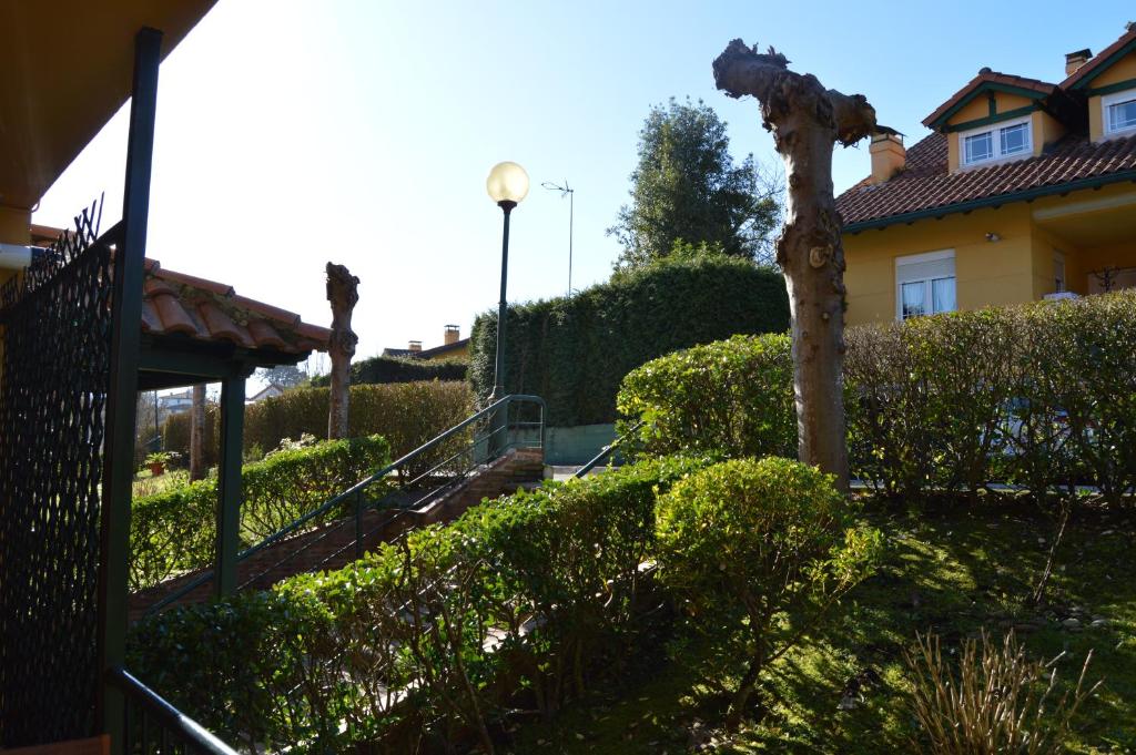 Zahrada ubytování La Casa de Fito cerca del centro de Comillas