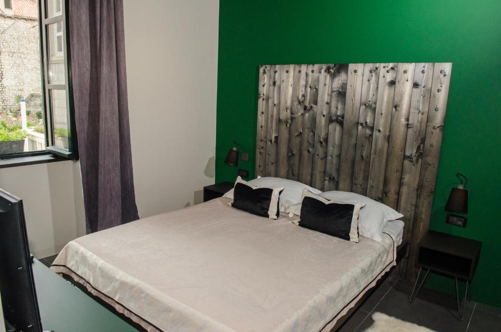 Apartments and Rooms Lejletul - 10