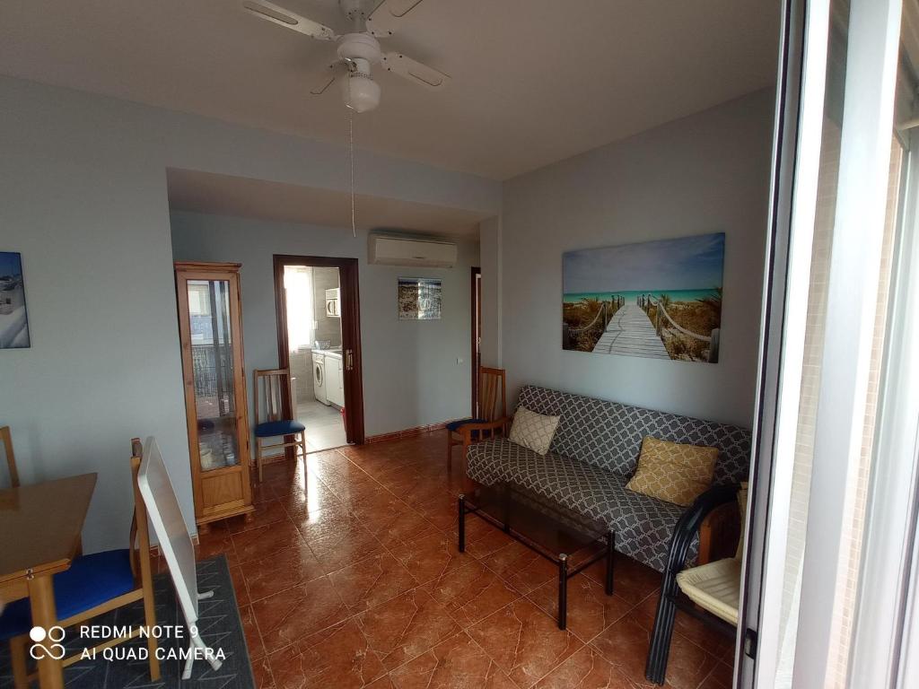 Fotografie z fotogalerie ubytování Avda La Mota 10 Solo Familias Serviplaya v destinaci Casas Las Basas